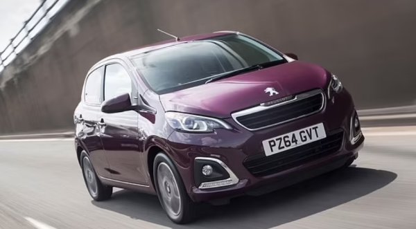 Френските автомобили и надеждността не винаги са вървели ръка за ръка. Но 108 е малко по-различна история, и то благодарение на сътрудничеството на Peugeot със Citroen и Toyota за създаването на градски модел на споделена платформа. Клите на трите марки са механично много сходни.  

За приличен екземпляр, регистриран за първи път през 2015 година, би трябвало да платите само около 5000 евро. Като цяло 108 е с доста надежден мотор, като Warrantywise предполага, че получава малък обем или рекламации за ремонт от собствениците.